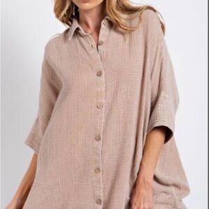Easel Beige Textured Top